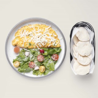 Omelette (Cheese & Vegetables)